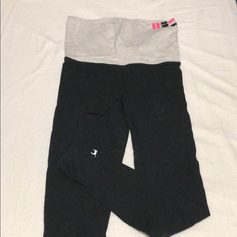 pink yoga pants